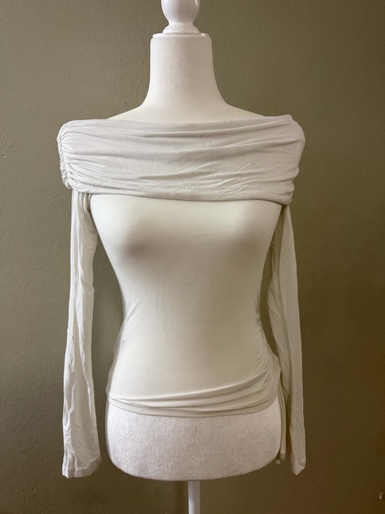 Edikted Tops - EDIKTED White Off-The-Shoulder Fold Over Drawstring Top Size S